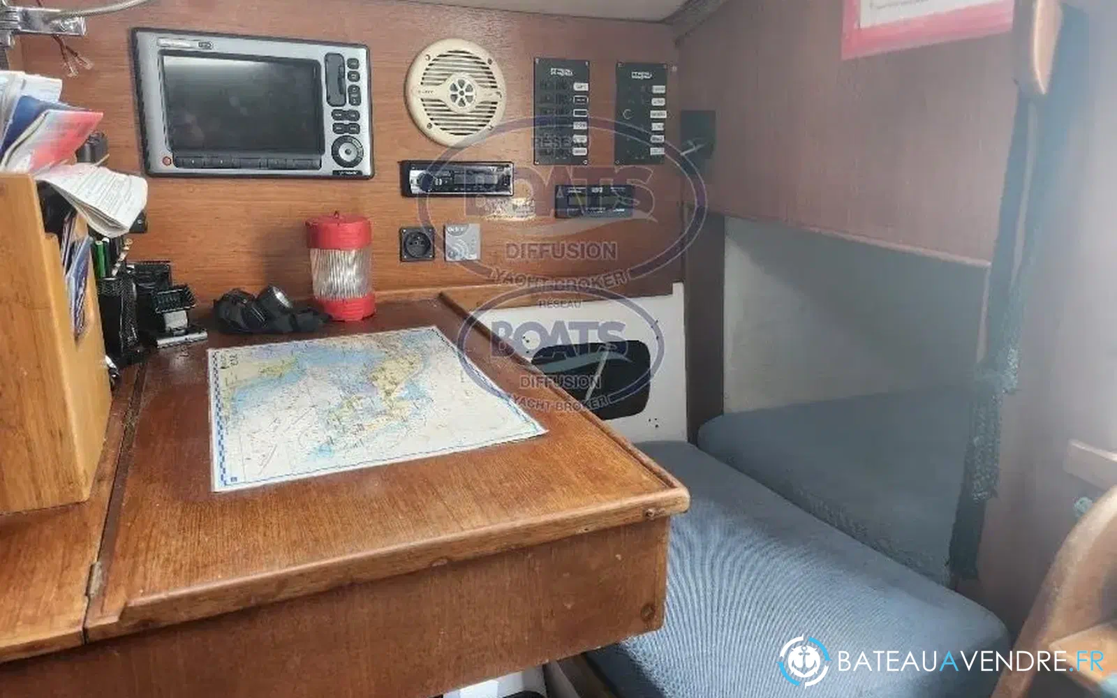 slider 3 Trident Marine Warrior 35