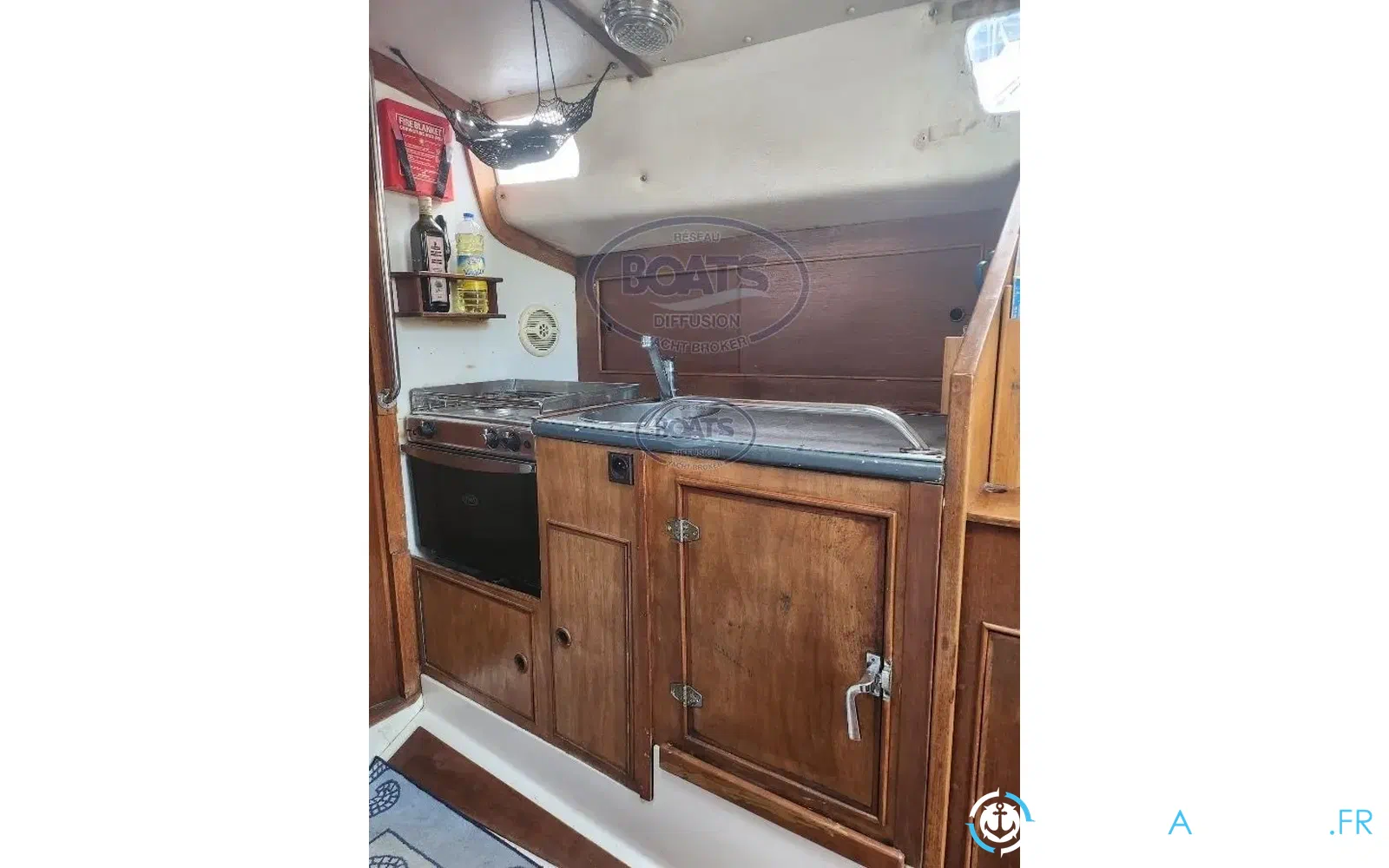 slider 6 Trident Marine Warrior 35