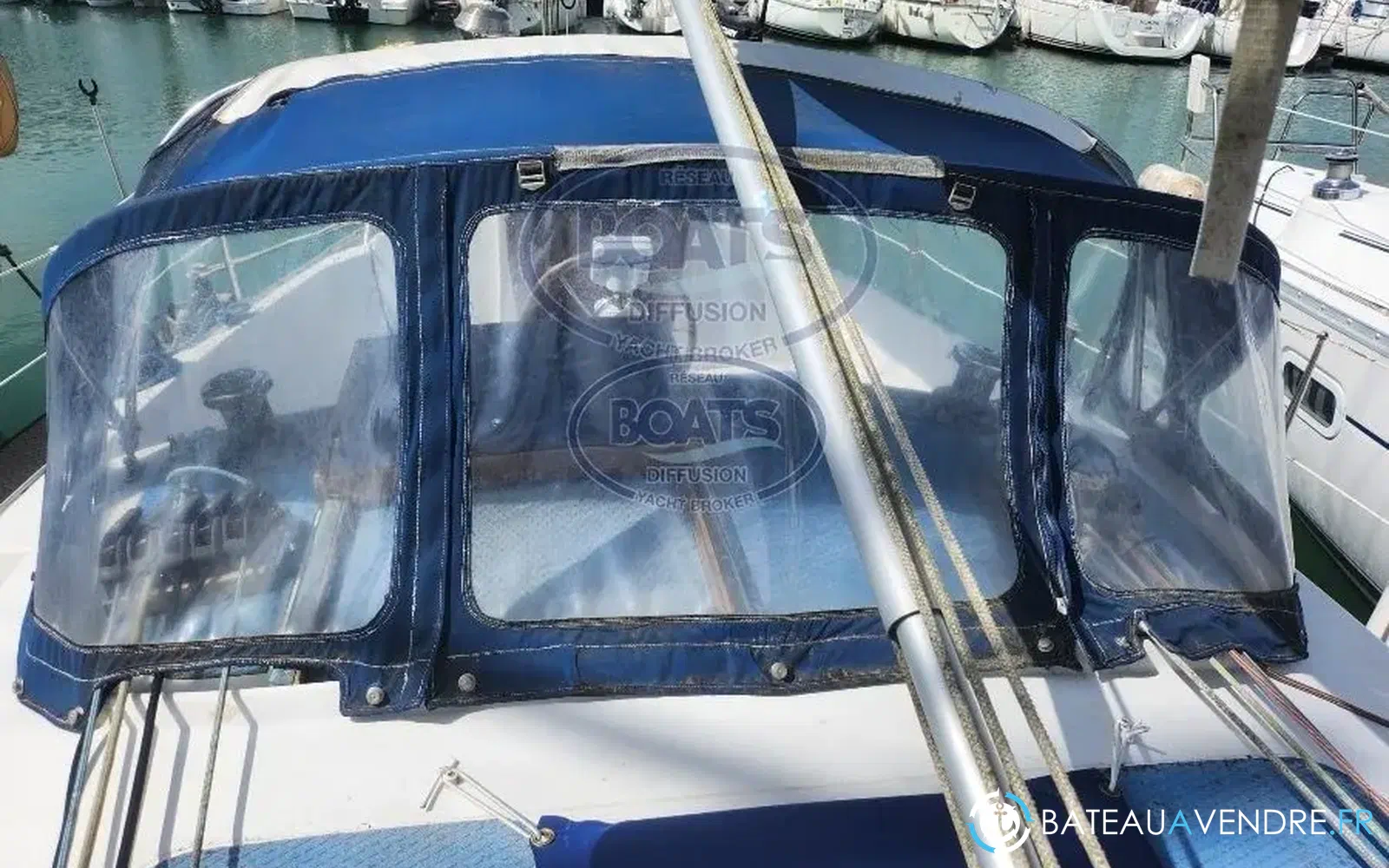slider 8 Trident Marine Warrior 35
