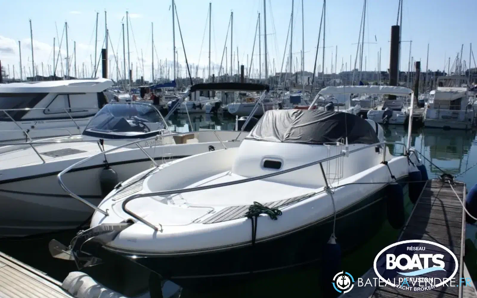 slider 0 Jeanneau Cap Camarat 755 WA