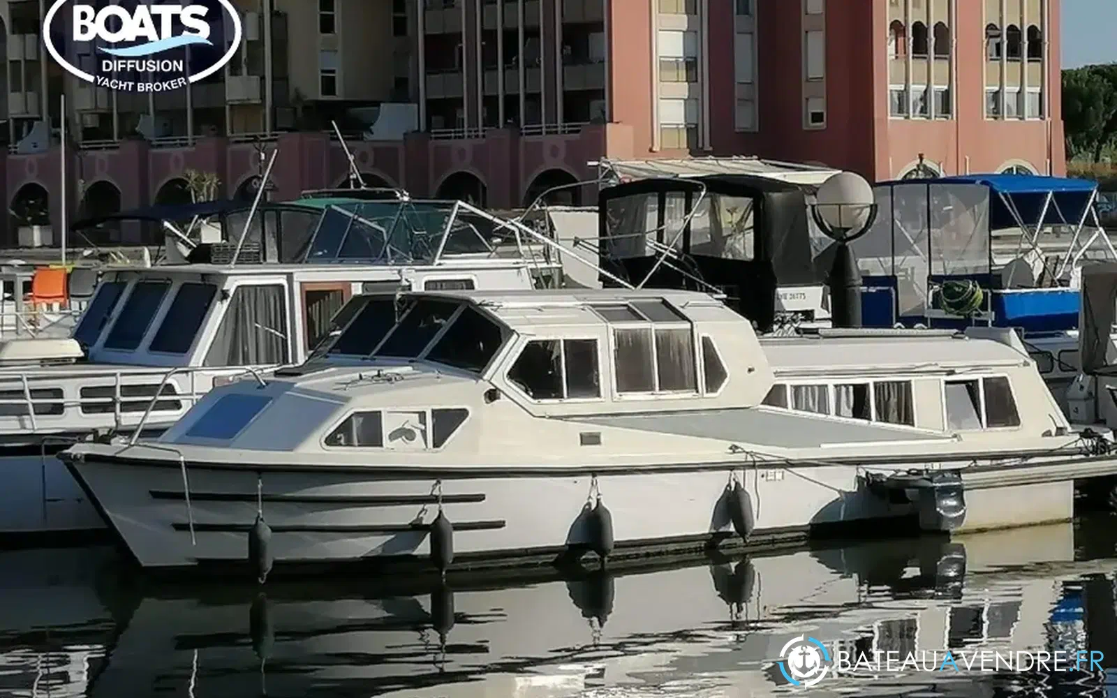 slider 0 Connoisseur Penichette Jamaica 12.20