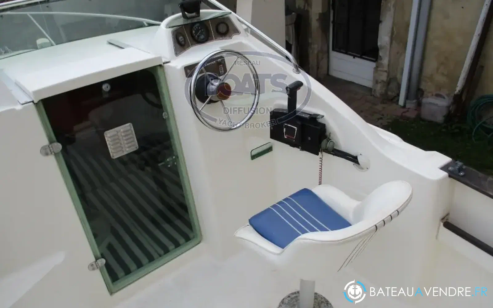 slider 4 B2 Marine Cap Ferret 550 CC