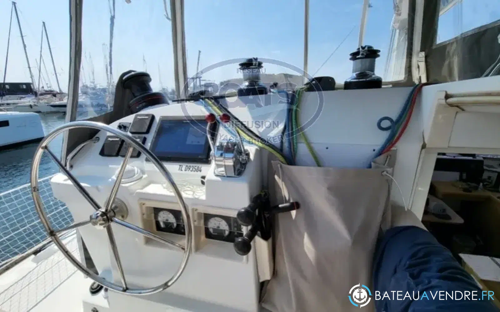 slider 5 Lagoon 400