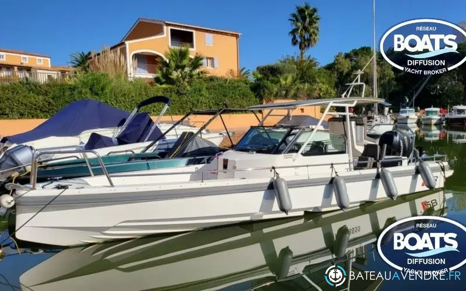 slider 0 Axopar 28 Open