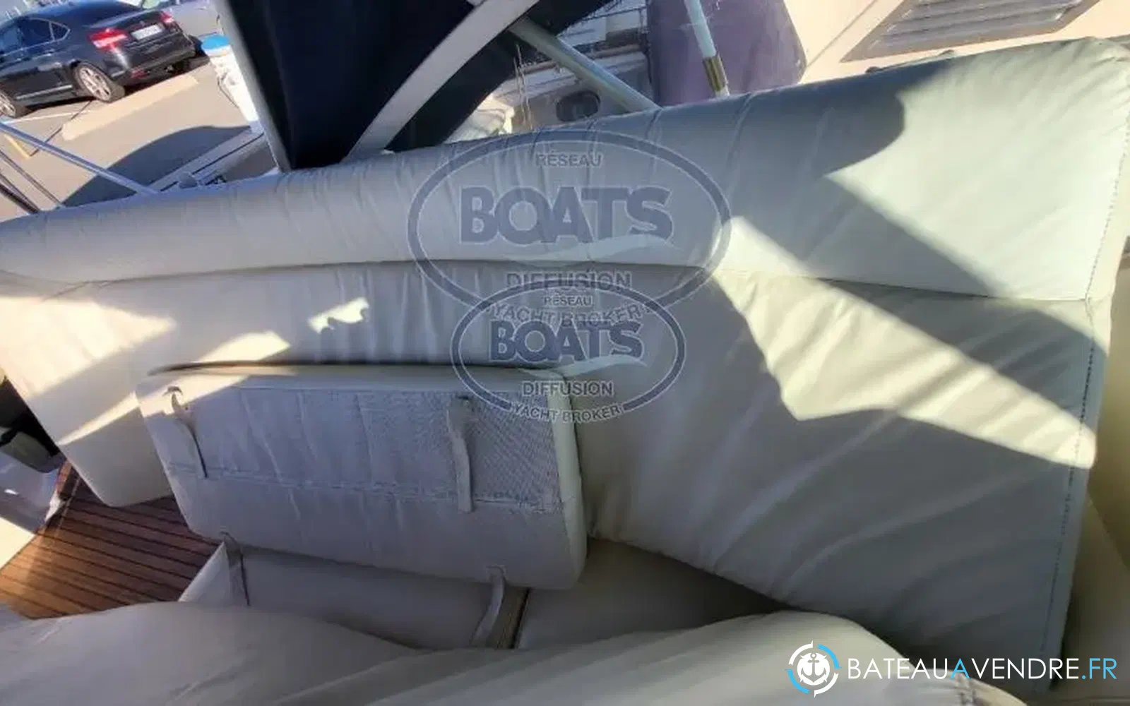 slider 12 Beneteau Ombrine 900