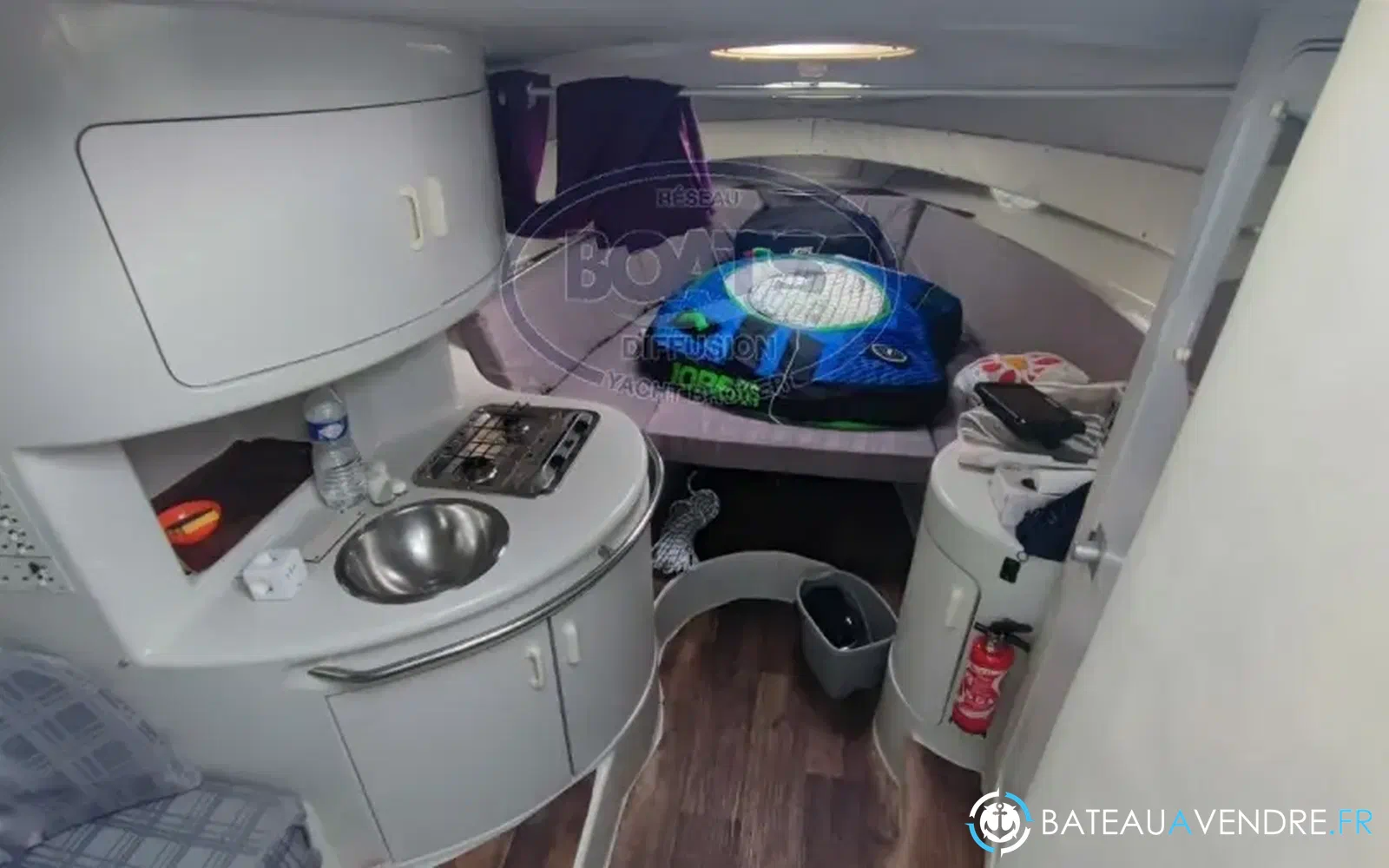 slider 2 Chris Craft Crowne 272