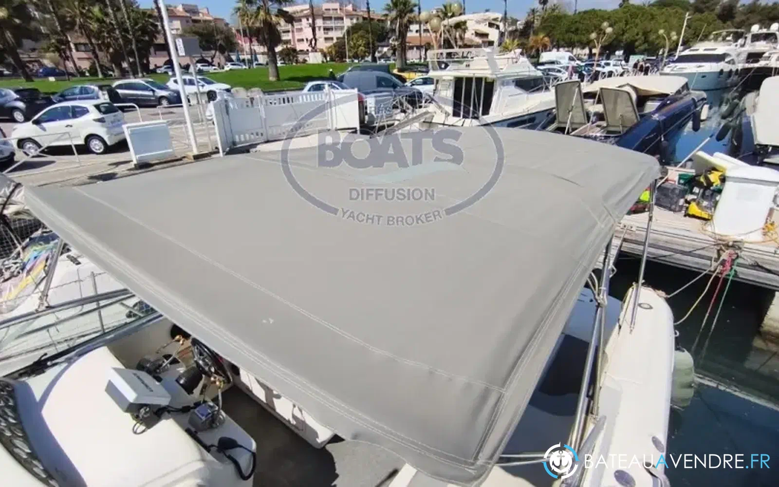 slider 9 Sea Ray Amberjack 290
