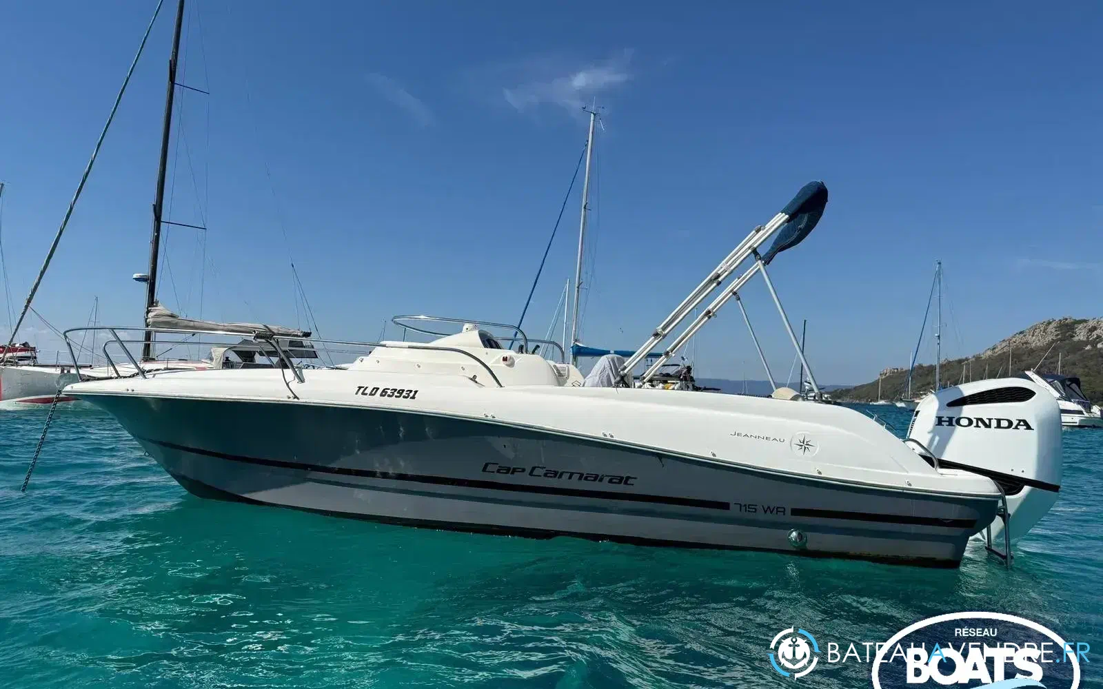 slider 0 Jeanneau Cap Camarat 715 WA