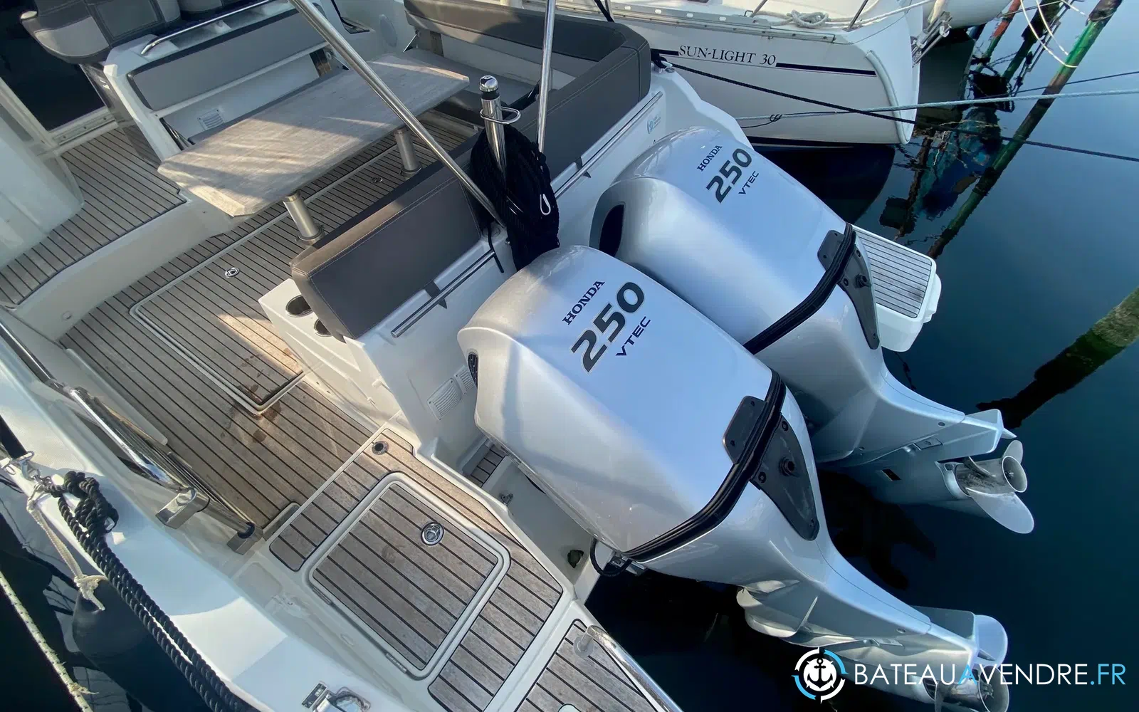 slider 30 Jeanneau Cap Camarat 9.0 WA
