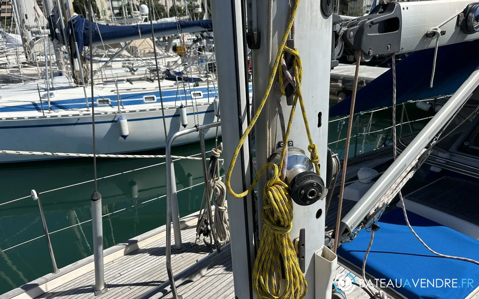 slider 11 Hallberg Rassy 42F