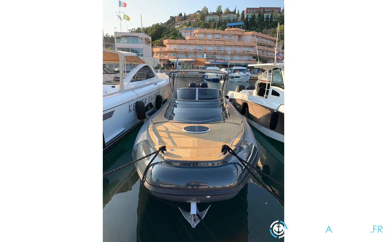 slider 14 Nuova Jolly Prince 35 Sport Cabin