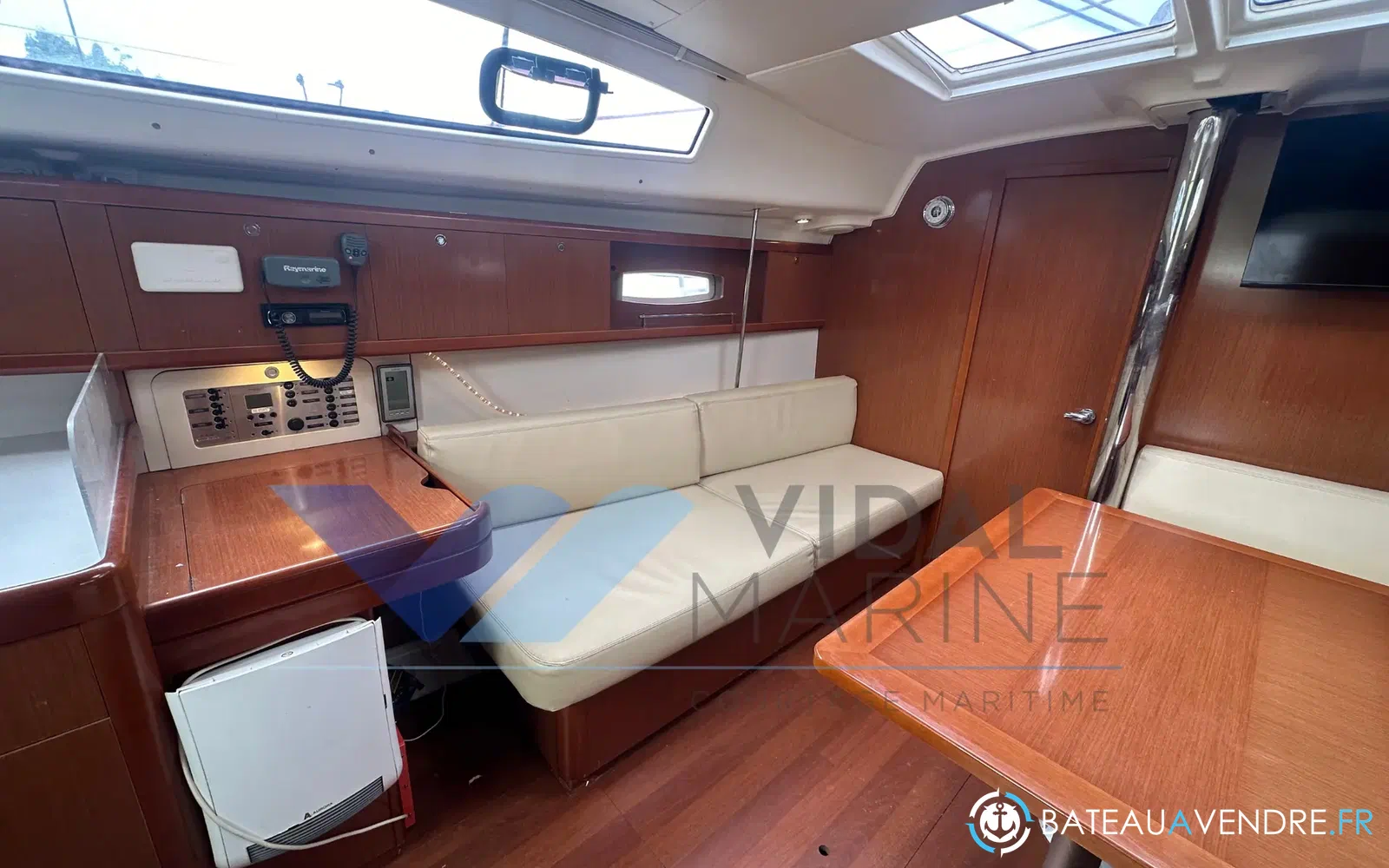 slider 7 Beneteau Oceanis 40