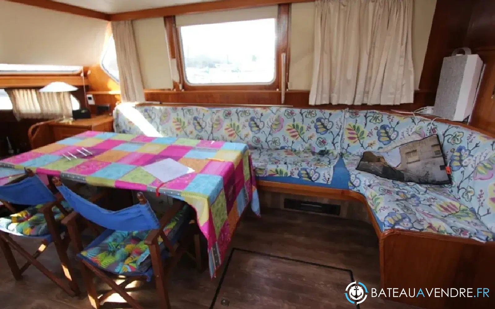 slider 3 Bateau Logement vedette hollandaise 2 cabines doubles 8 couchages