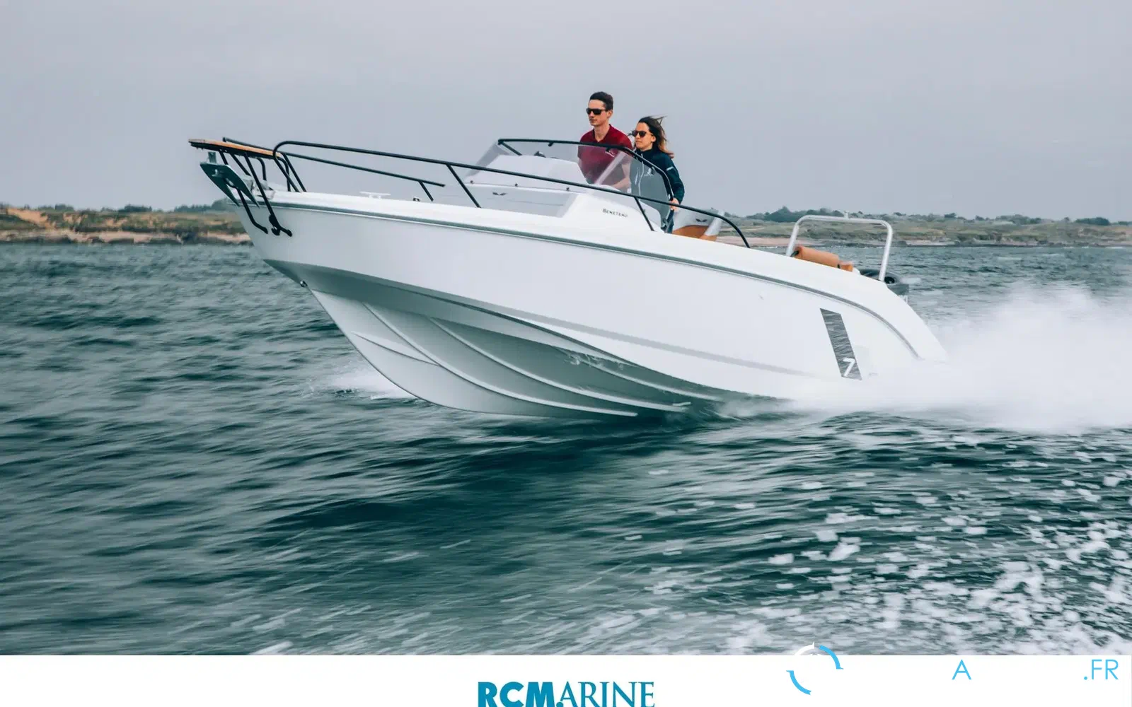 slider 1 Beneteau Flyer 7 SUNdeck