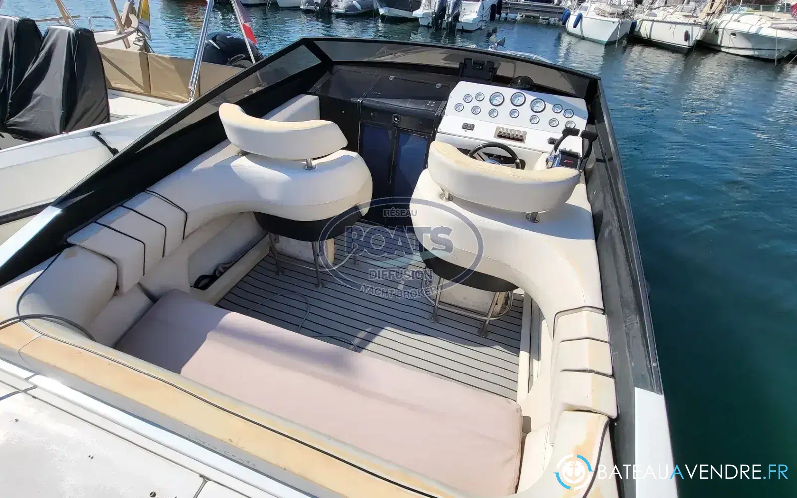 slider 3 Chris Craft 260 Stinger