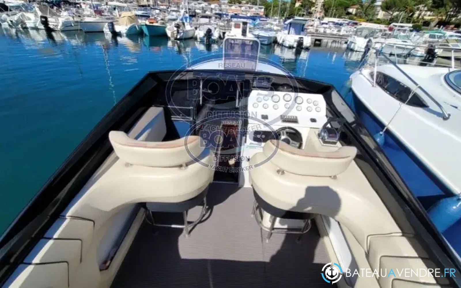 slider 4 Chris Craft 260 Stinger