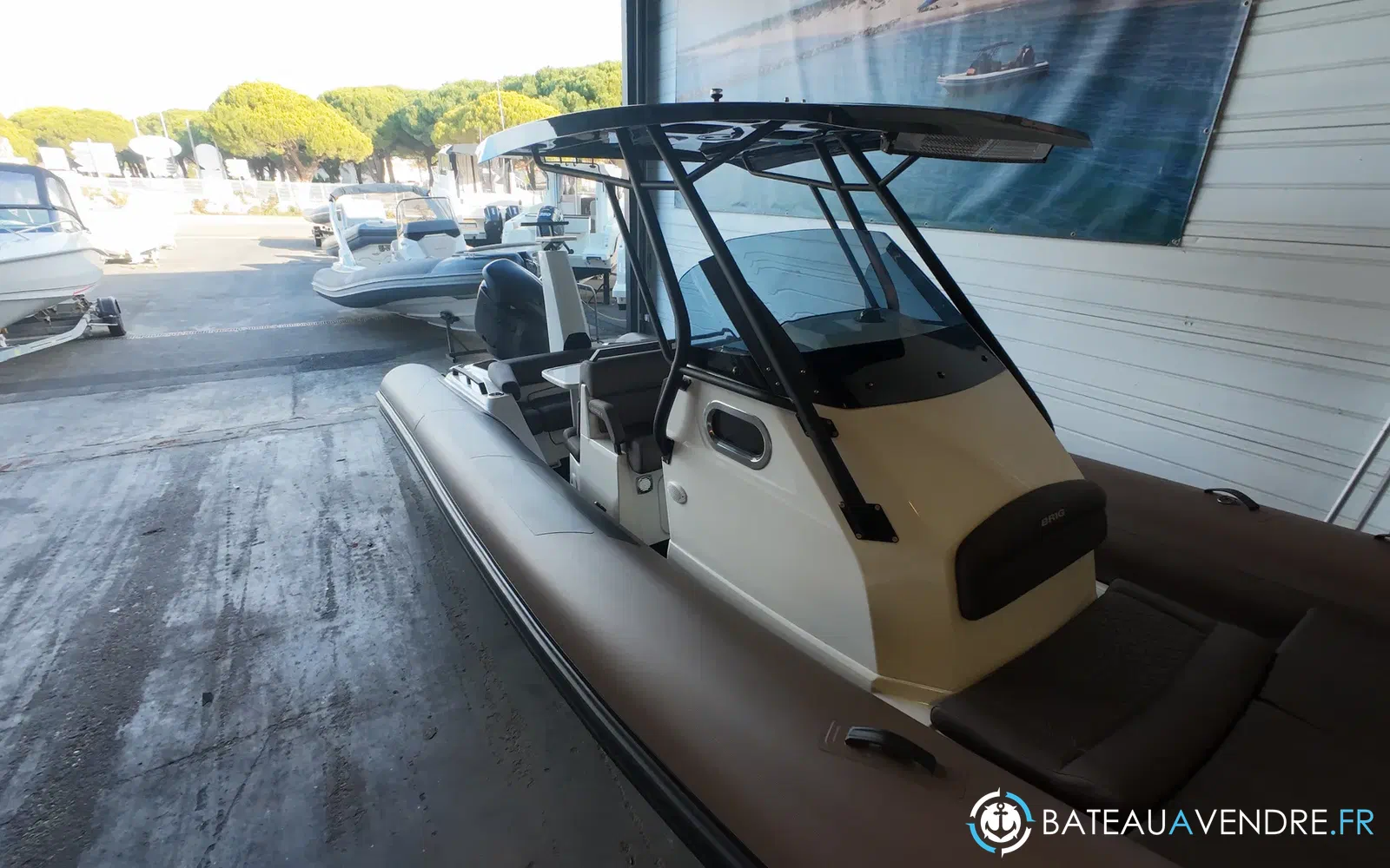 slider 4 Brig Eagle 8
