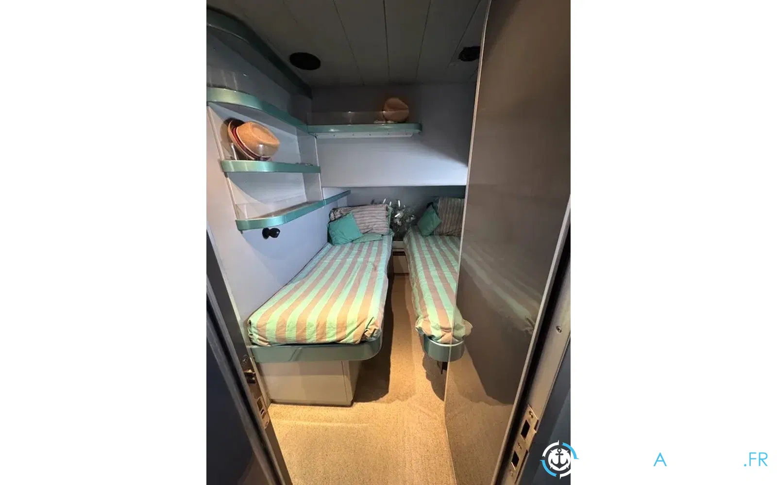 slider 15 Ferretti Altura 52