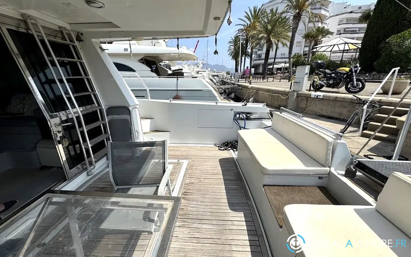 slider 3 Ferretti Altura 52