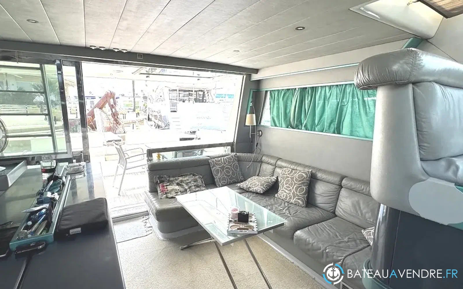 slider 6 Ferretti Altura 52