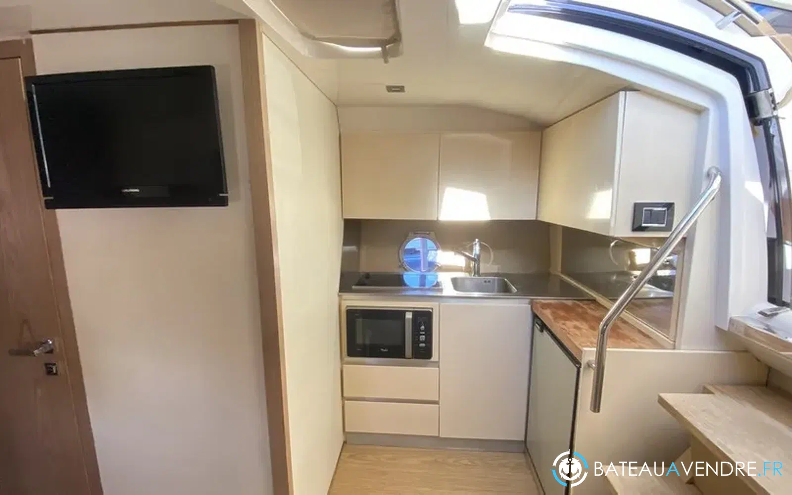 slider 14 Sessa Marine C38 Hard-Top