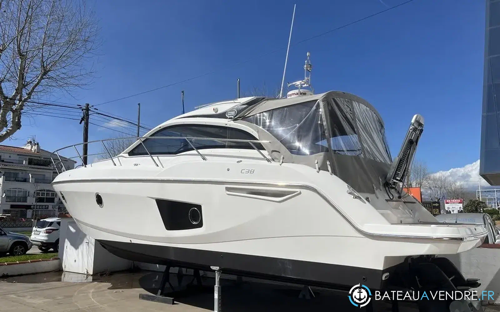 slider 1 Sessa Marine C38 Hard-Top