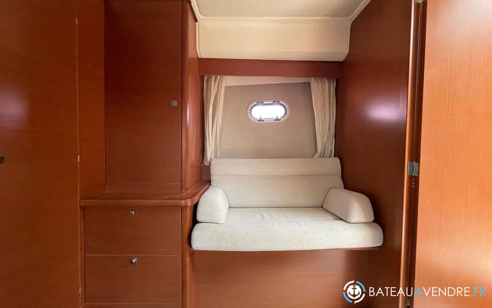 slider 21 Jeanneau Prestige 390 S