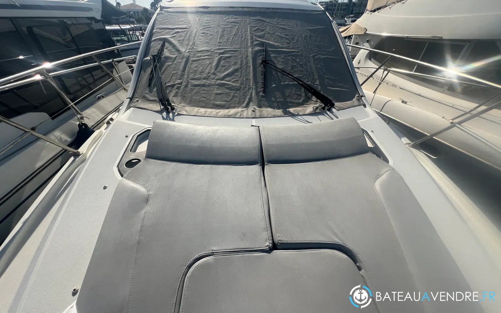 slider 2 Beneteau Flyer Gran Turismo 34