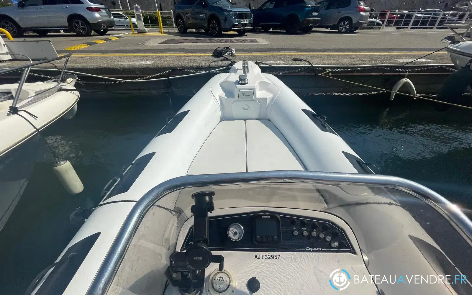 slider 14 Ranieri Cayman