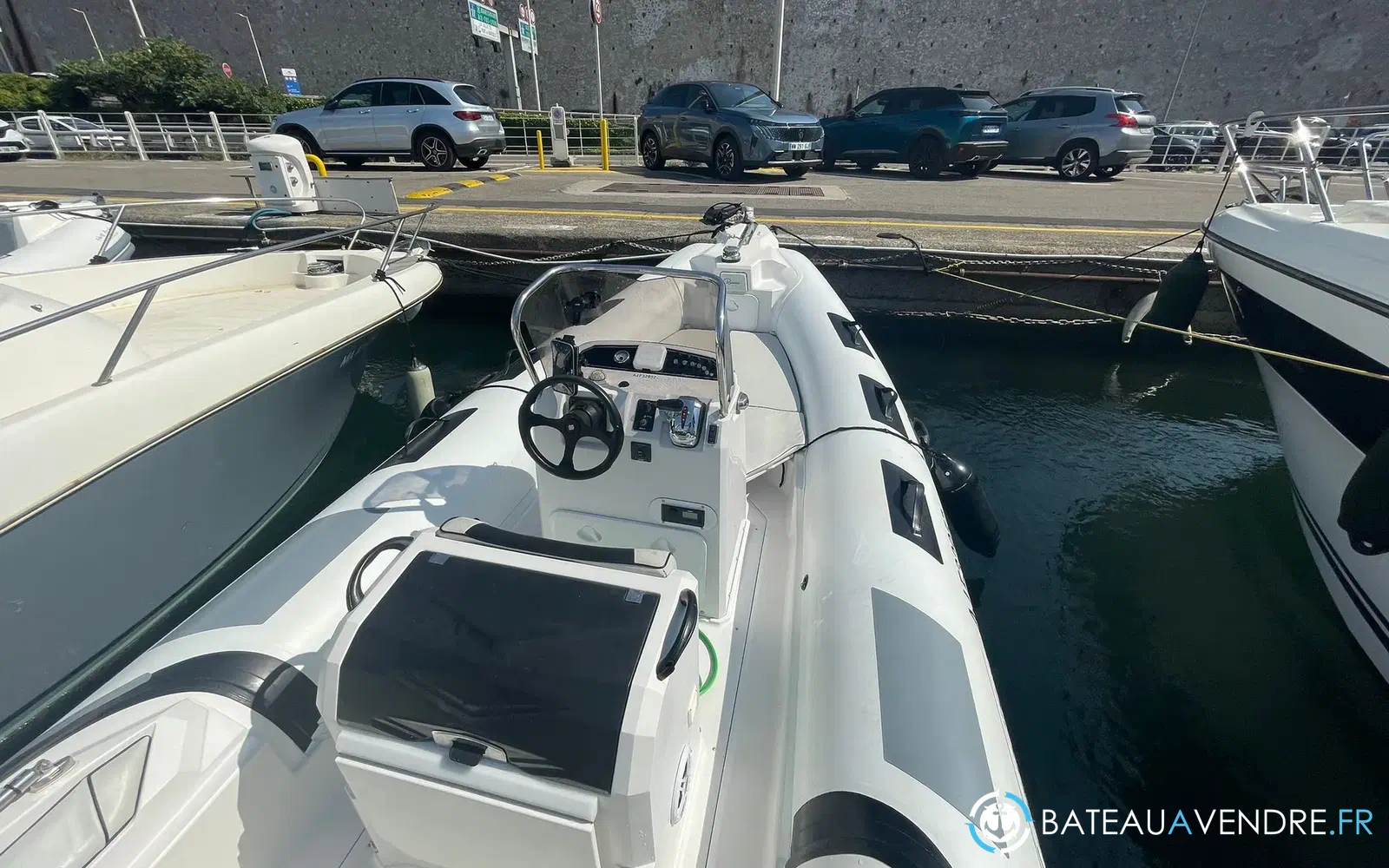 slider 16 Ranieri Cayman