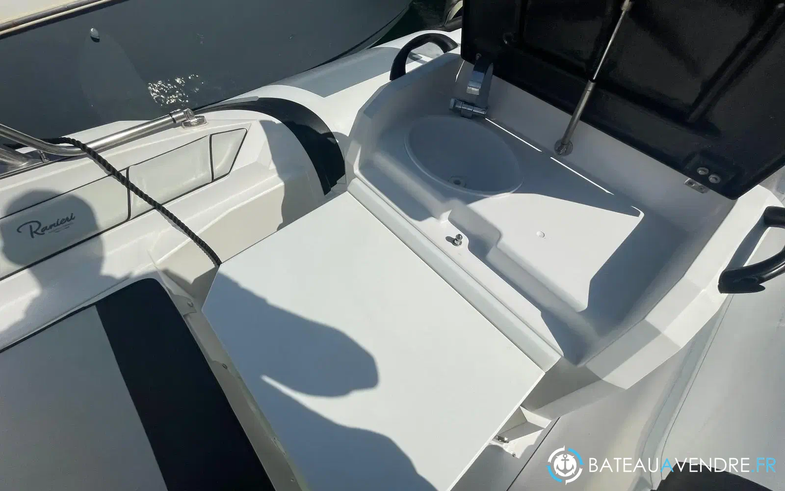 slider 22 Ranieri Cayman
