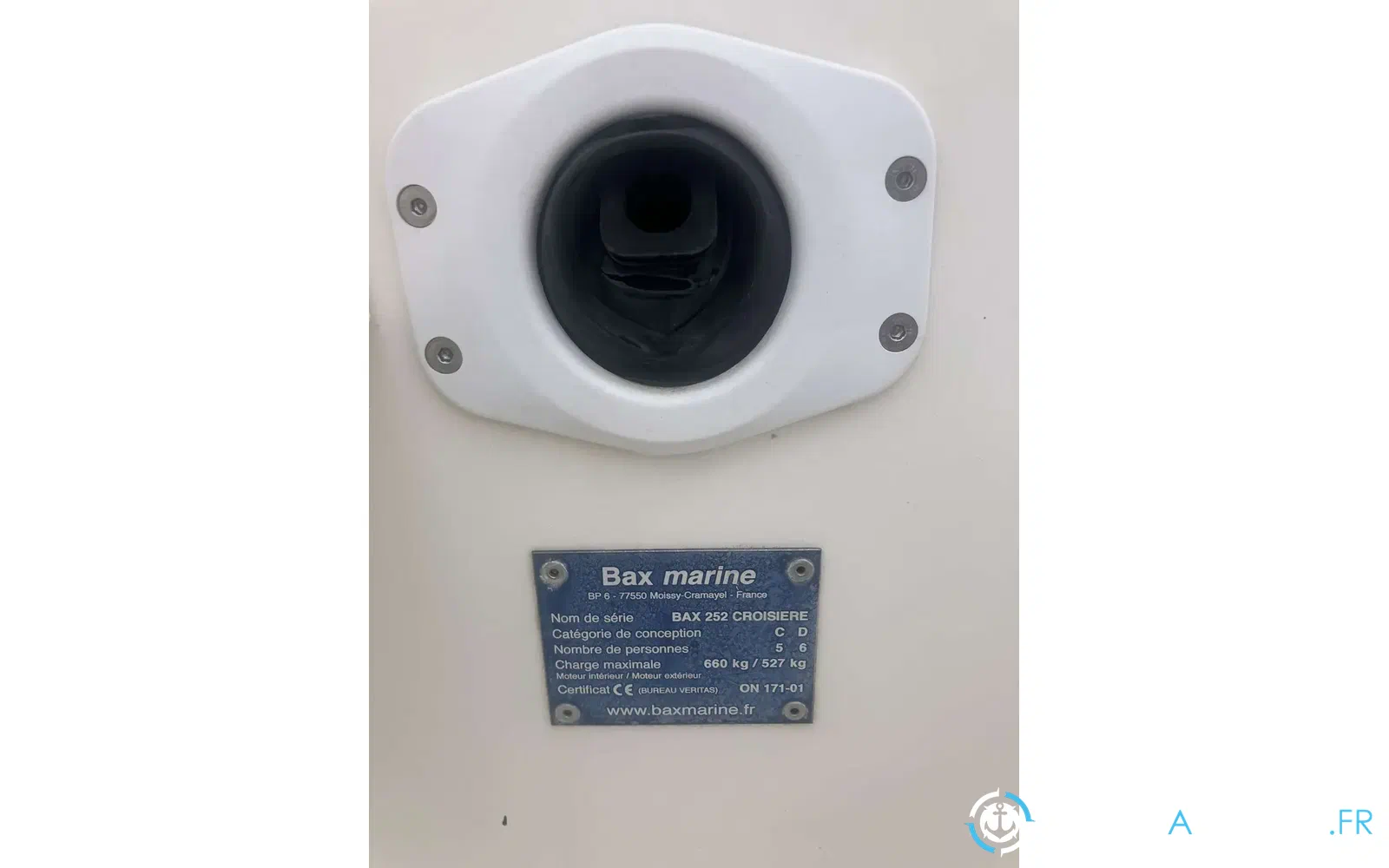 slider 24 Bax Marine Bax 252