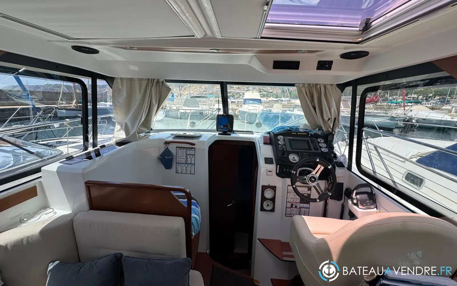 slider 16 Beneteau Antares 30 S