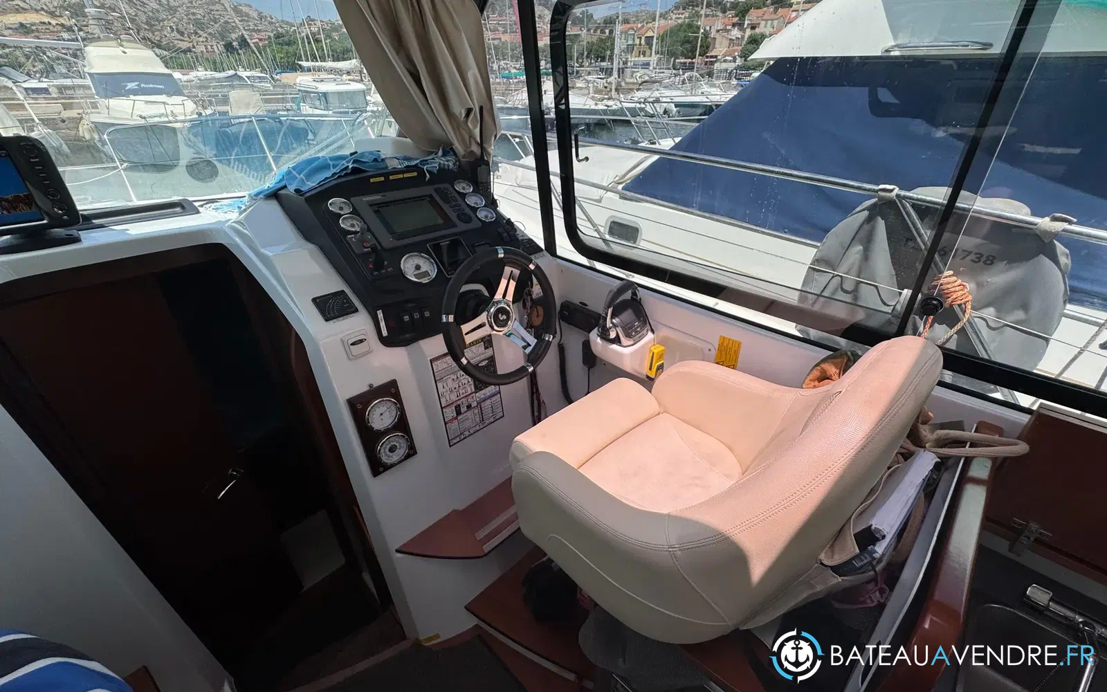 slider 17 Beneteau Antares 30 S