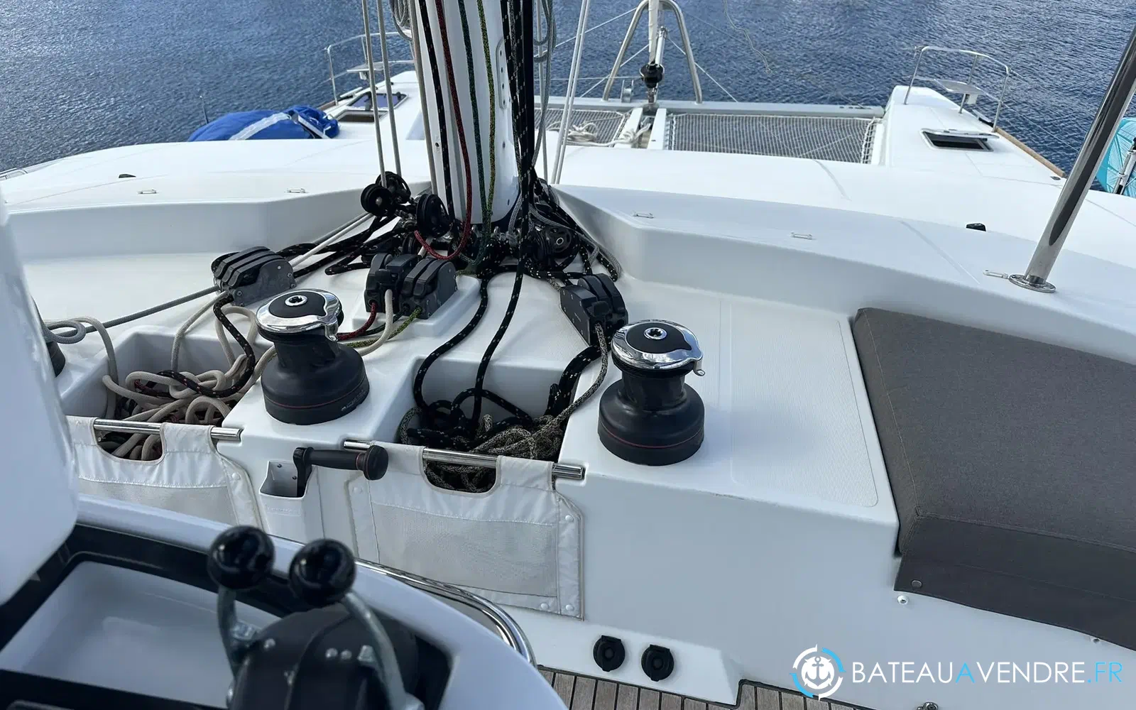 slider 9 Lagoon 52 F