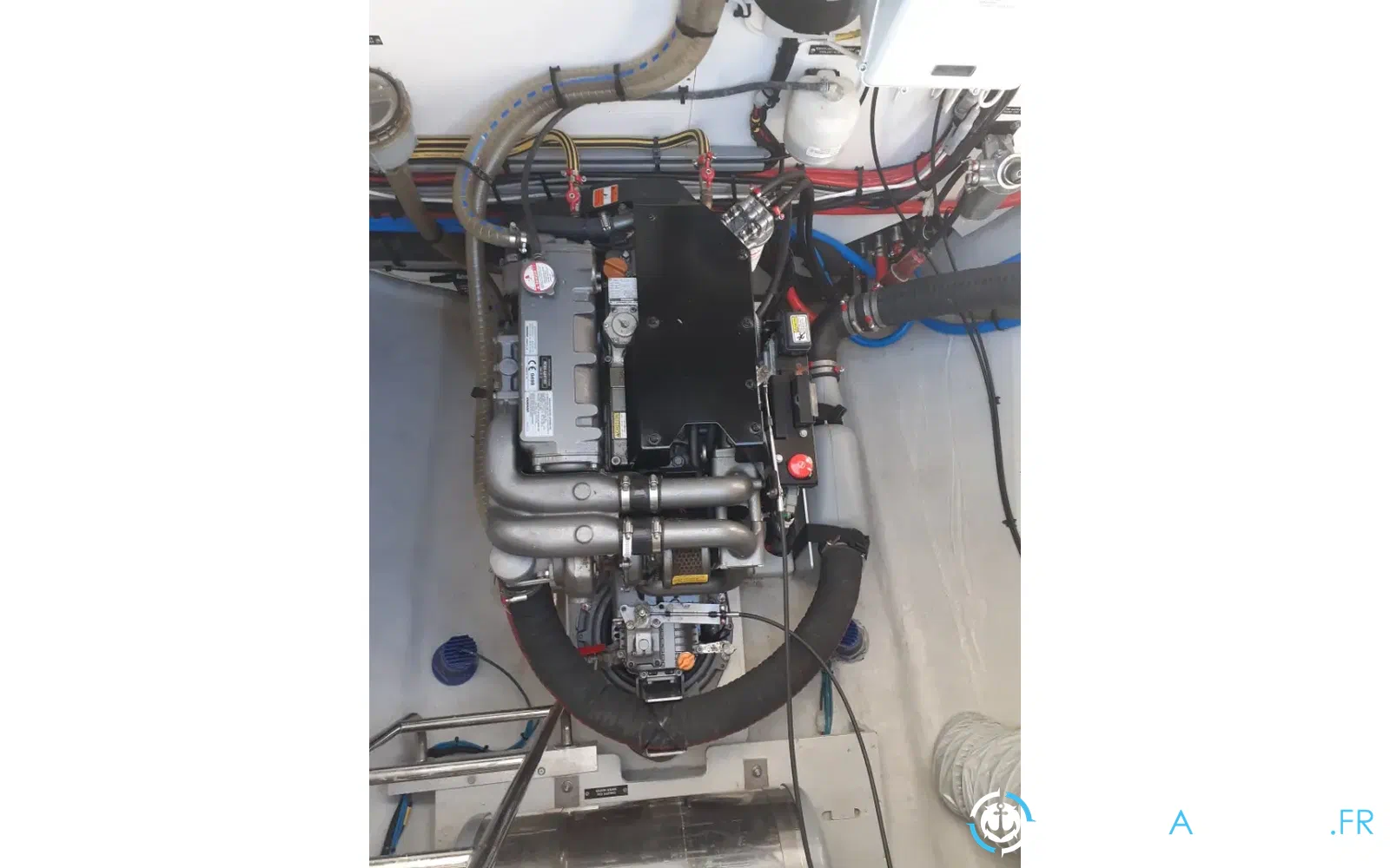 slider 33 Lagoon 52 F