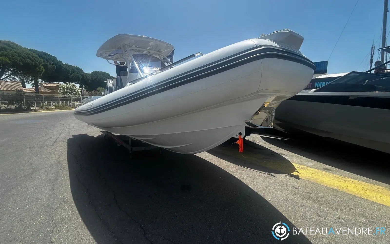 slider 1 Gala Boats V8