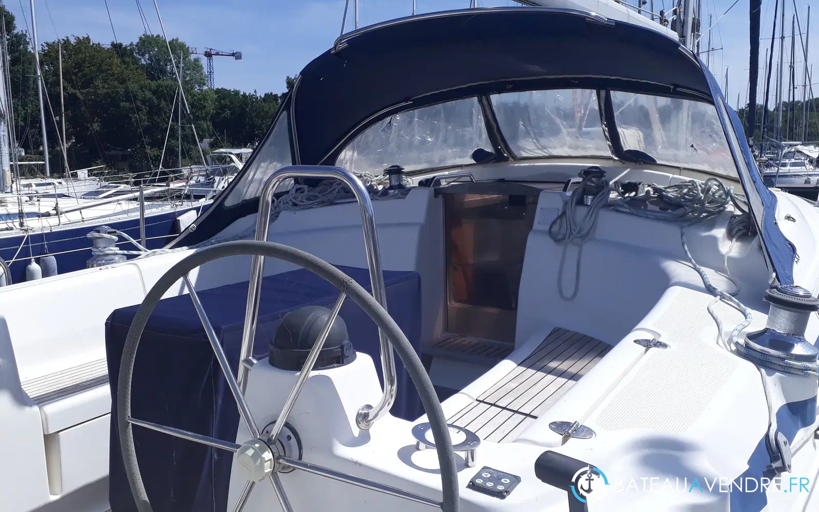 slider 3 Bavaria 42 cruiser