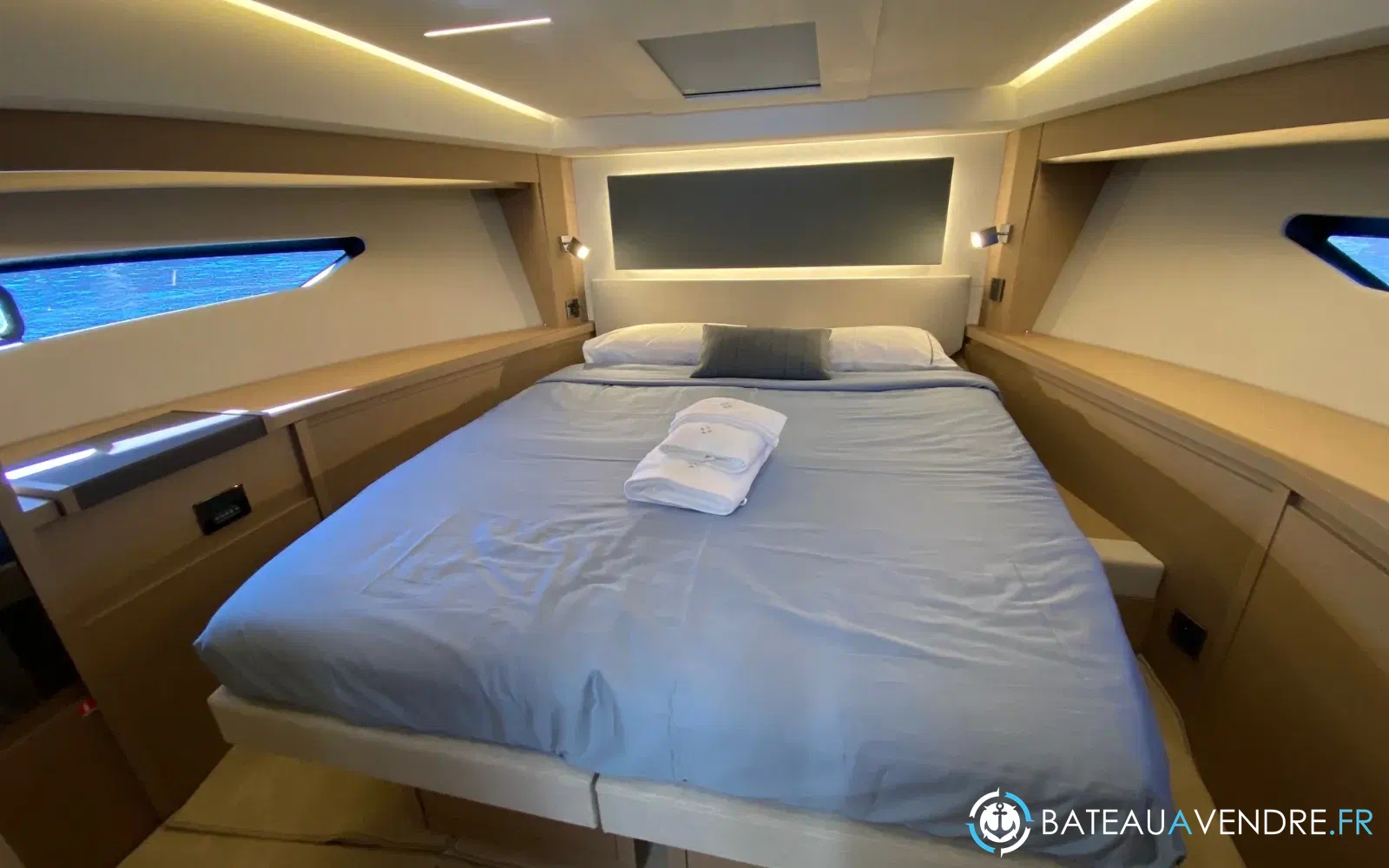 slider 9 Jeanneau Prestige 520 Fly
