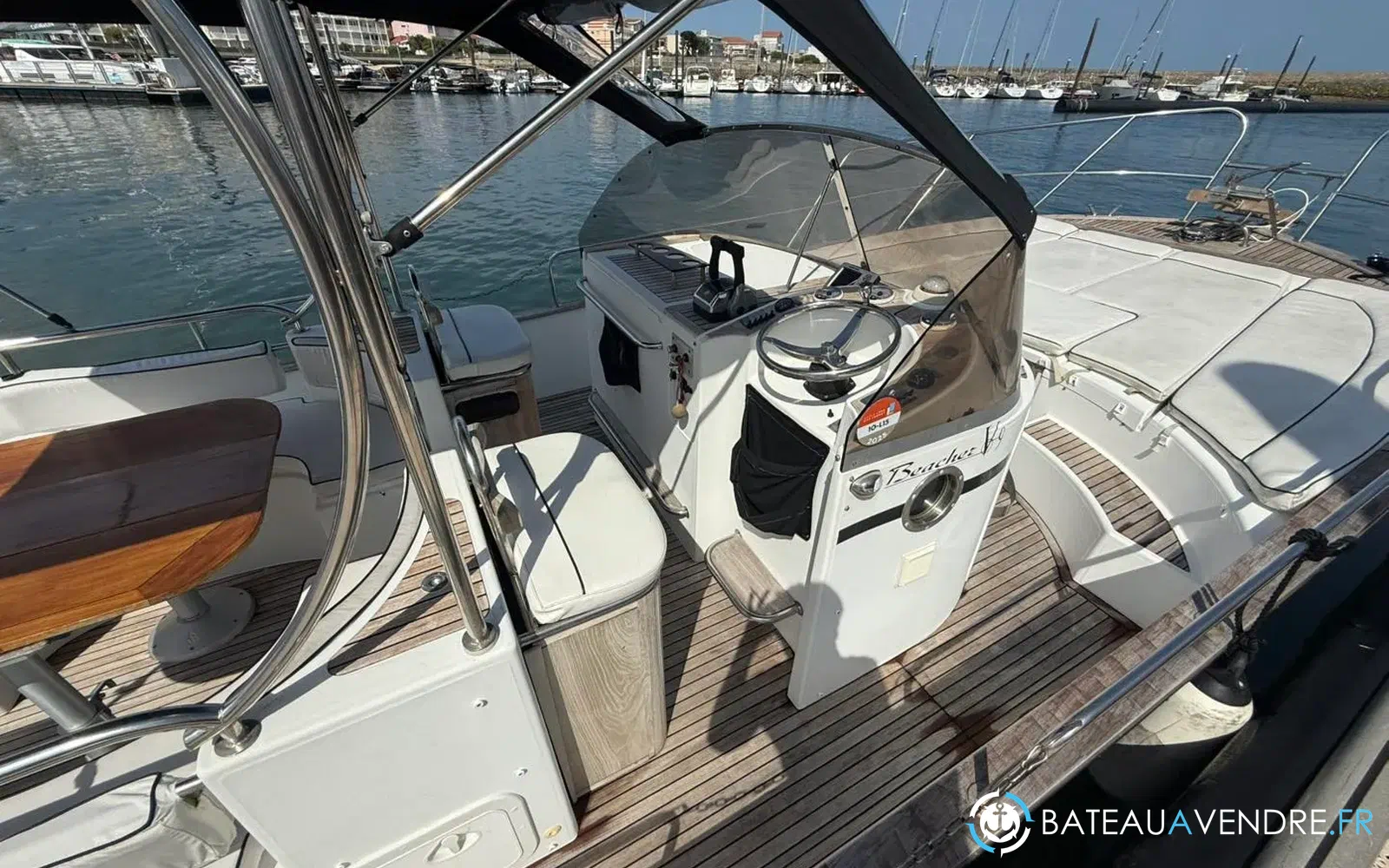slider 13 Beacher V9 Open