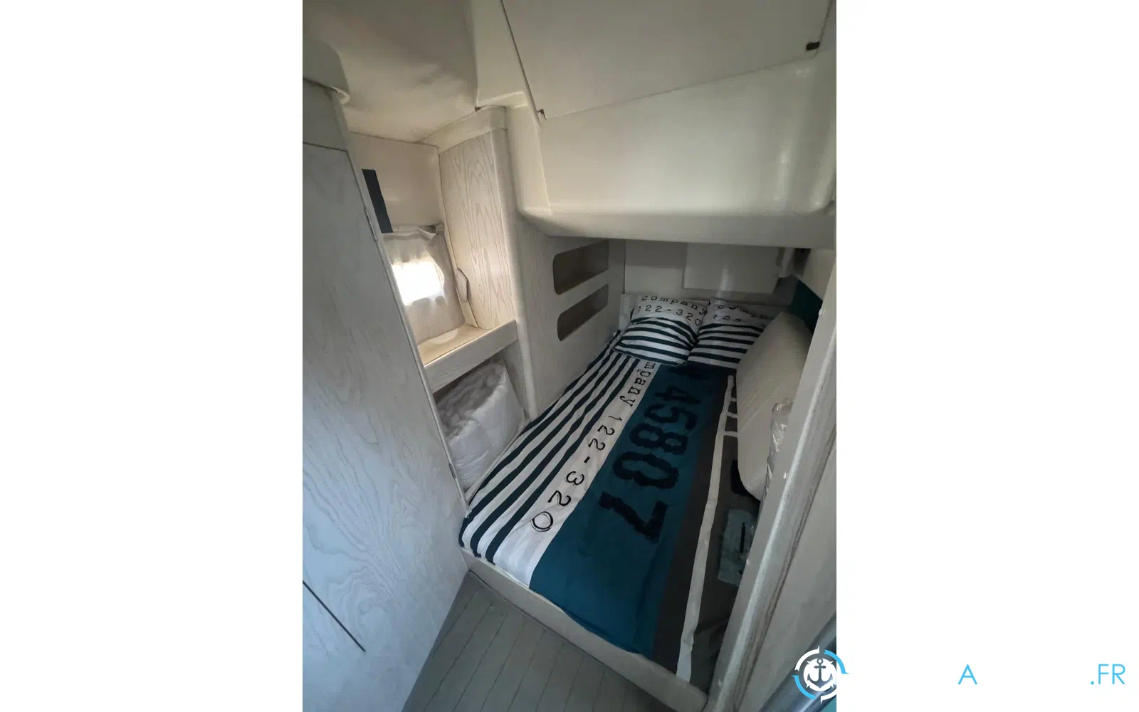 slider 8 Beneteau Flyer 10