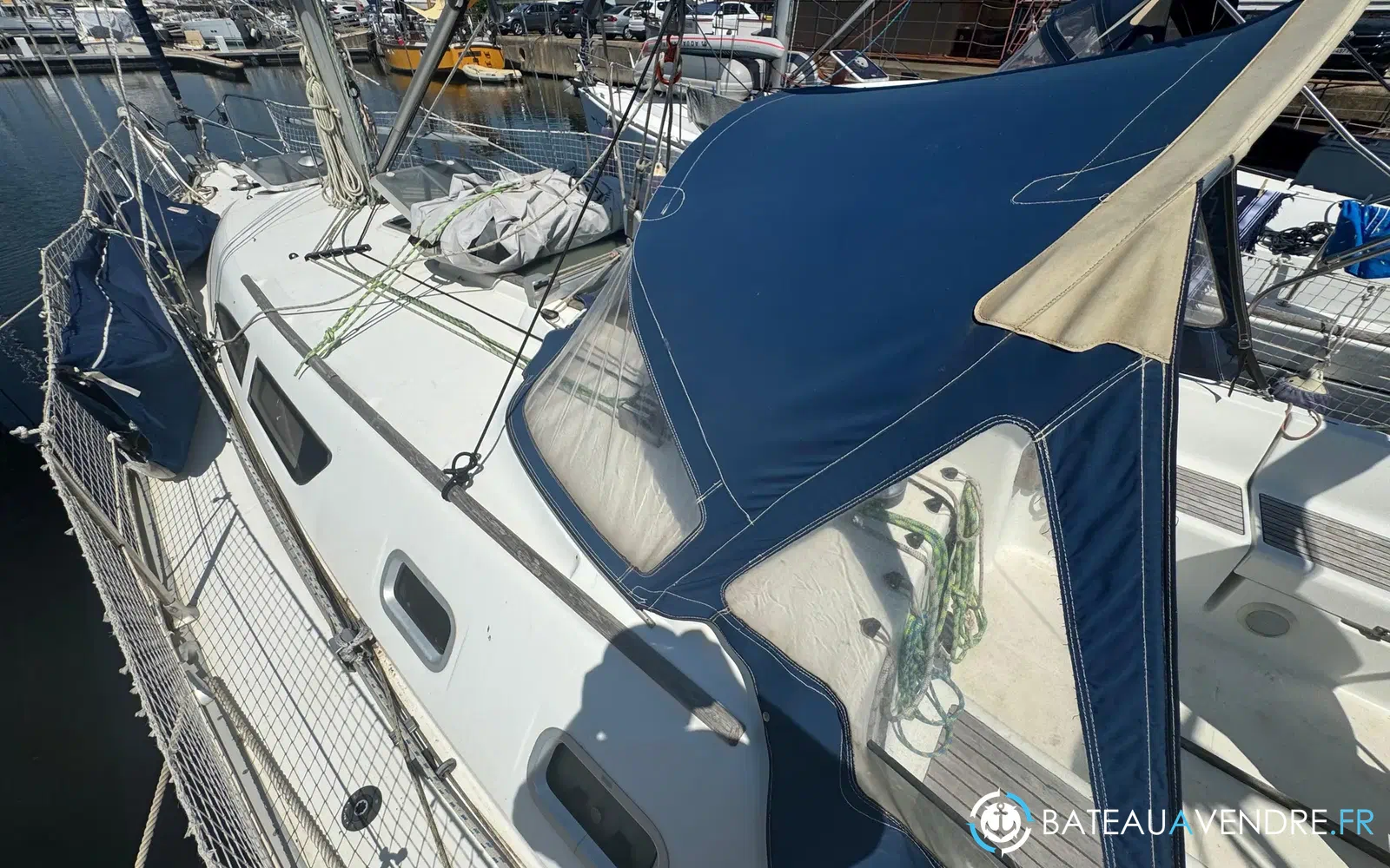 slider 9 Jeanneau Sun Odyssey 37