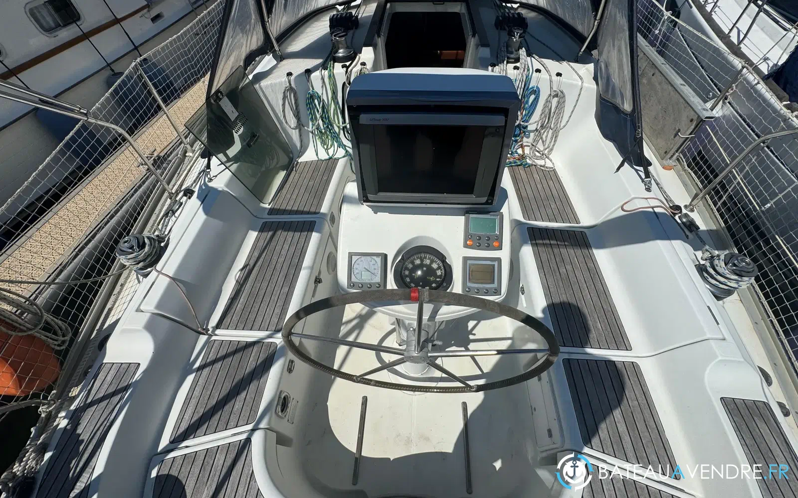slider 26 Jeanneau Sun Odyssey 37