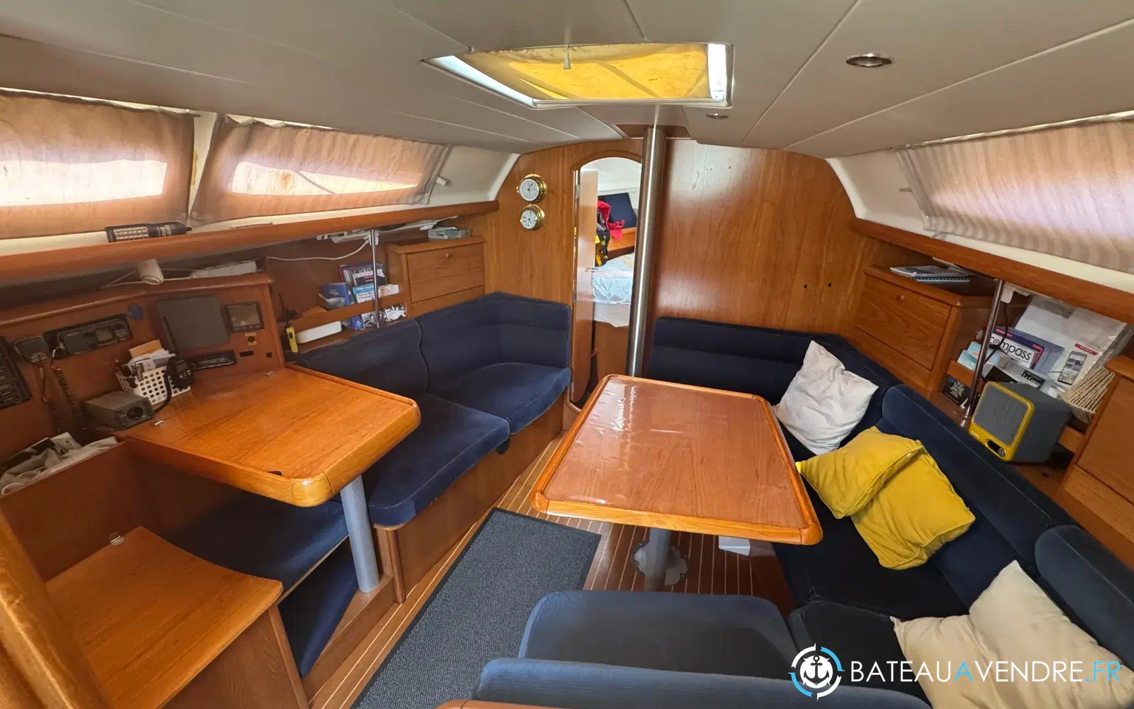 slider 29 Jeanneau Sun Odyssey 37