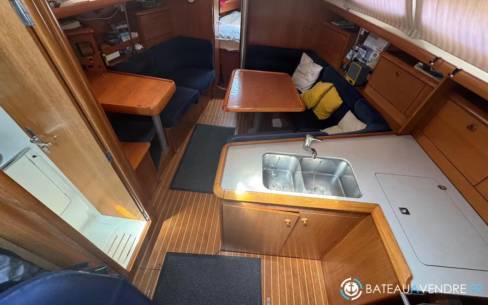 slider 31 Jeanneau Sun Odyssey 37