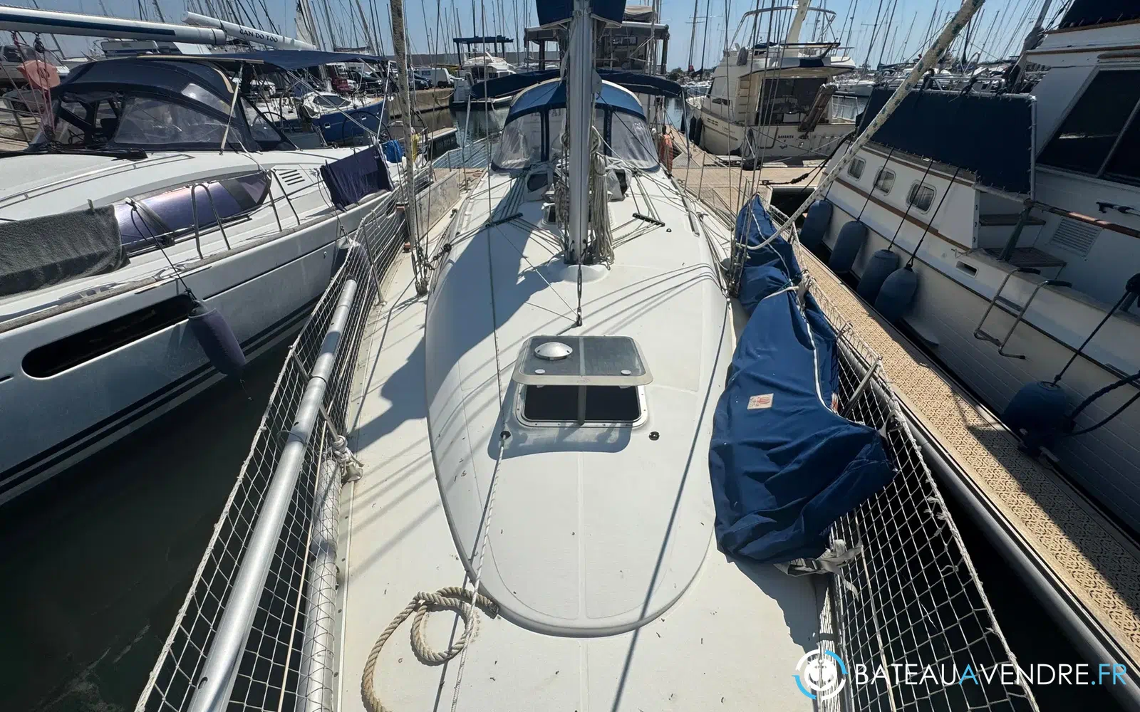 slider 7 Jeanneau Sun Odyssey 37
