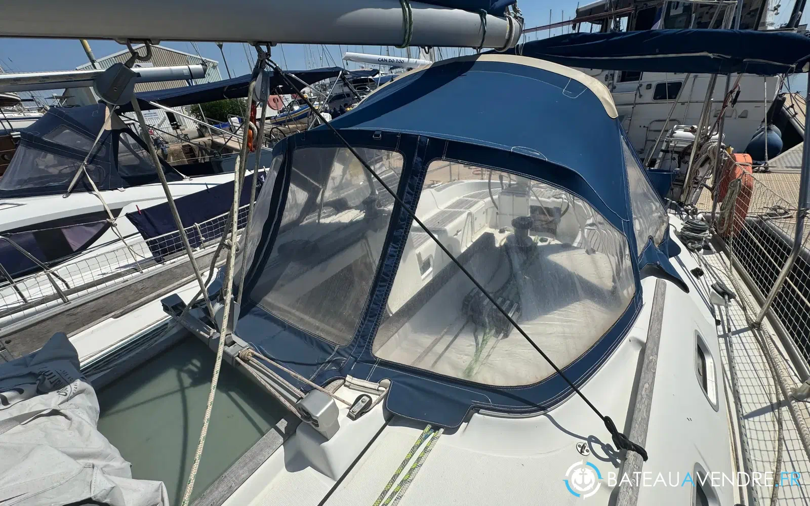 slider 8 Jeanneau Sun Odyssey 37