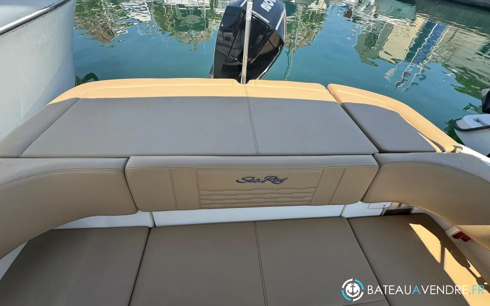slider 14 Sea Ray 210