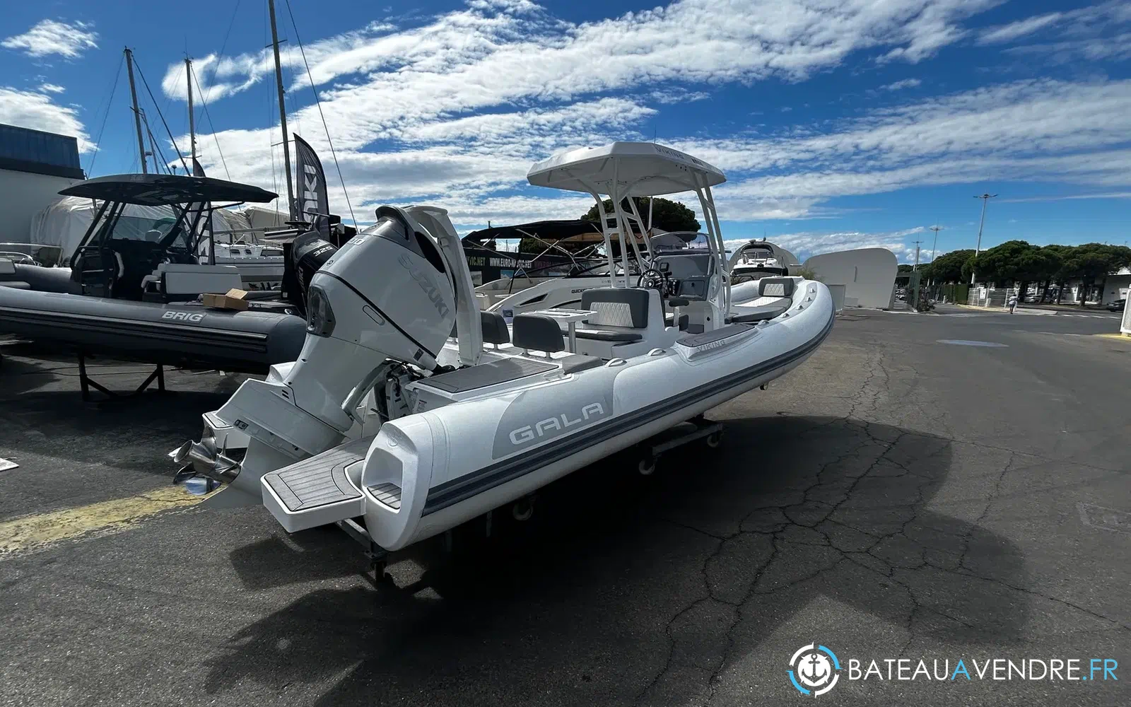 slider 0 Gala Boats V7
