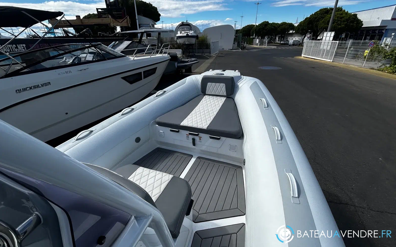 slider 8 Gala Boats V7
